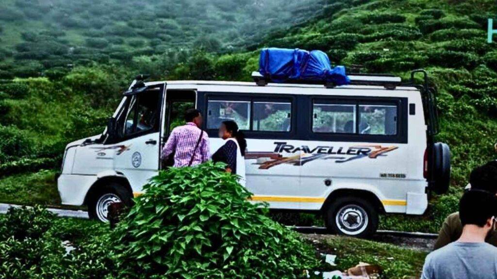 Benefits of Choosing a Tempo Traveller in Siliguri