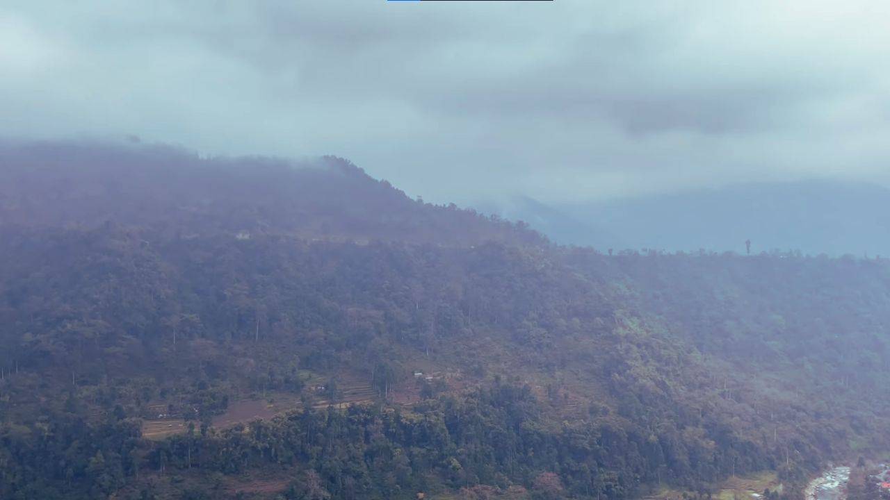 Paren is a place that offers view of the Indo-Bhutan border amidst greenery. Check out the blog to know more interesting facts.