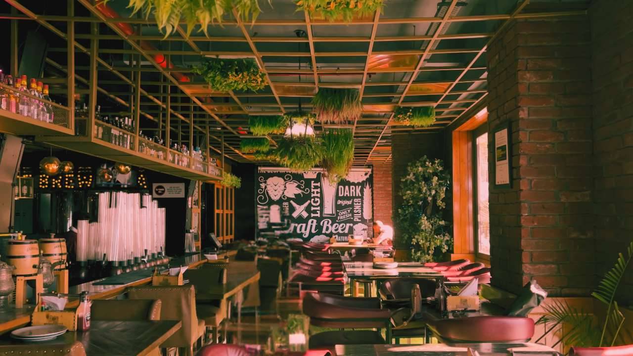 Here is the list of the top 10 restaurants in Shimla by mapunseen that you need to check out when visiting the delightful place.